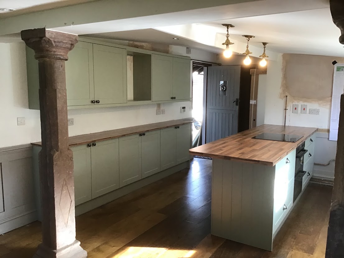 Rectangle Island with integrated cooker