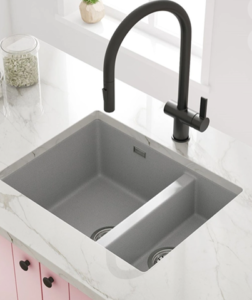 Undermount kitchen sink